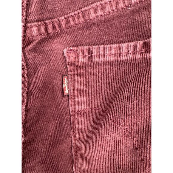 Levi's Demi Curve Classic Rise Slim Leg‎ Corduroy Jeans Women's Size 33 Burgundy - Picture 3 of 10